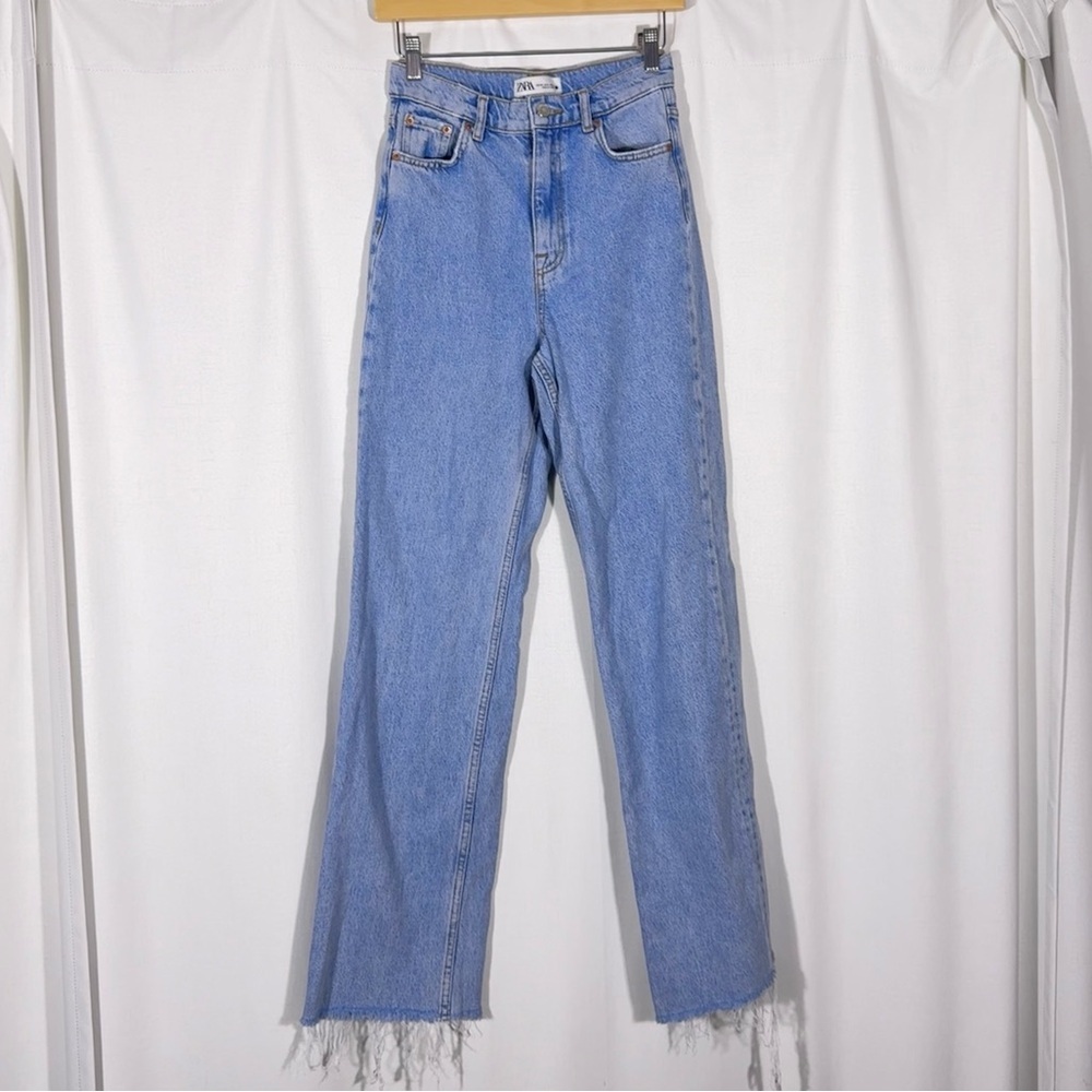 Zara Light Wash High-Waisted Jeans